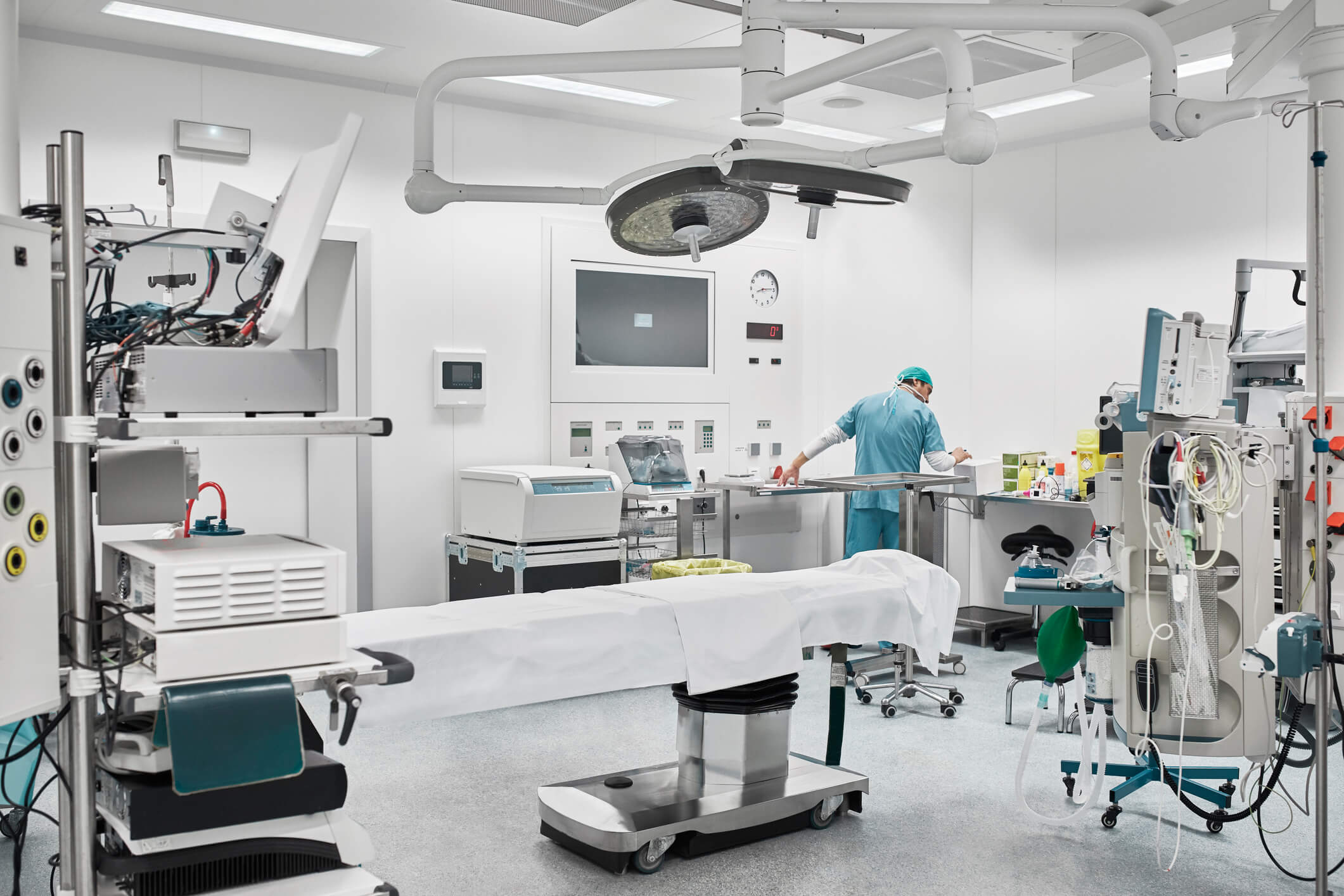 RTLS and Supply Chain Management in Modern Hospitals
